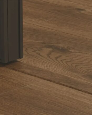 Pergo  - -  Liste  8x45x2000mm Vinyl Pgvincp40019 Modern Coffee Oak