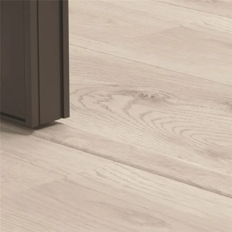 Pergo  - -  Liste  8x45x2000mm Vinyl Pgvincp40017 Modern Grey Oak