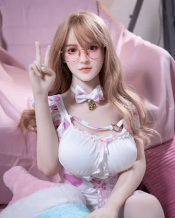 Sofia  135 Cm Realistisk Love Doll Med Soft Skin-materiale