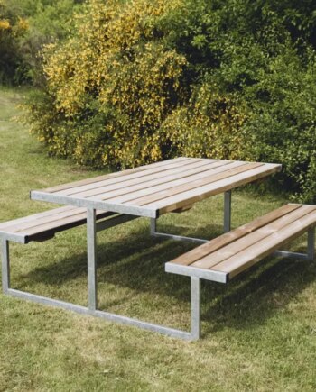 Hortus Bord- Bænksæt  Quot Odin Quot  Trykimprægneret Og Galvaniseret Stel Uden Ryg  : 180    : 185 Cm 801-087